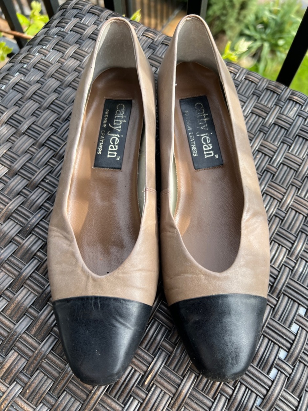 Cathy Jean Two-Tone Taupe and Black Leather Ballet Flats